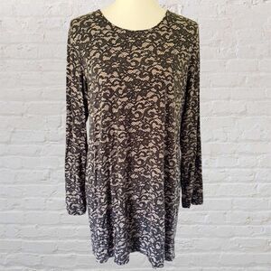 J. Jill Wearever Floral Faux Lace Print Tee Tunic Top Rayon Flowy Stretch Large